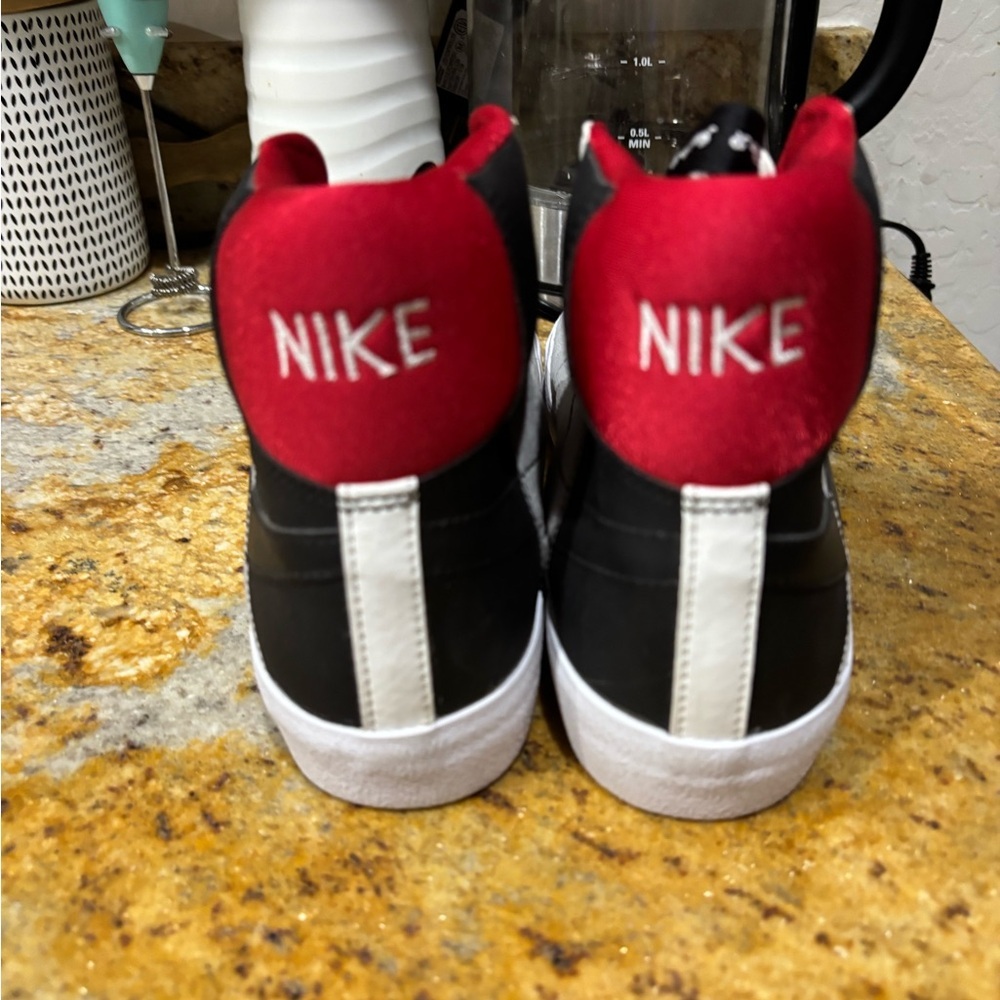 Nike Blazer Mid 77 size 7 - Picture 4 of 8